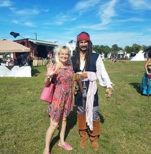 Meet your Posher, Christy